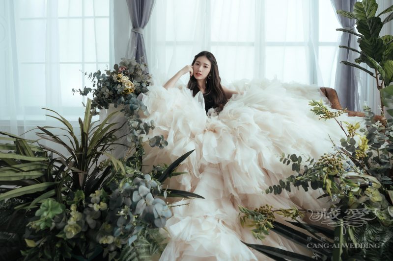 2022 藏愛初夏禮服新品推薦！14款浪漫和清新，一次綻放你的美