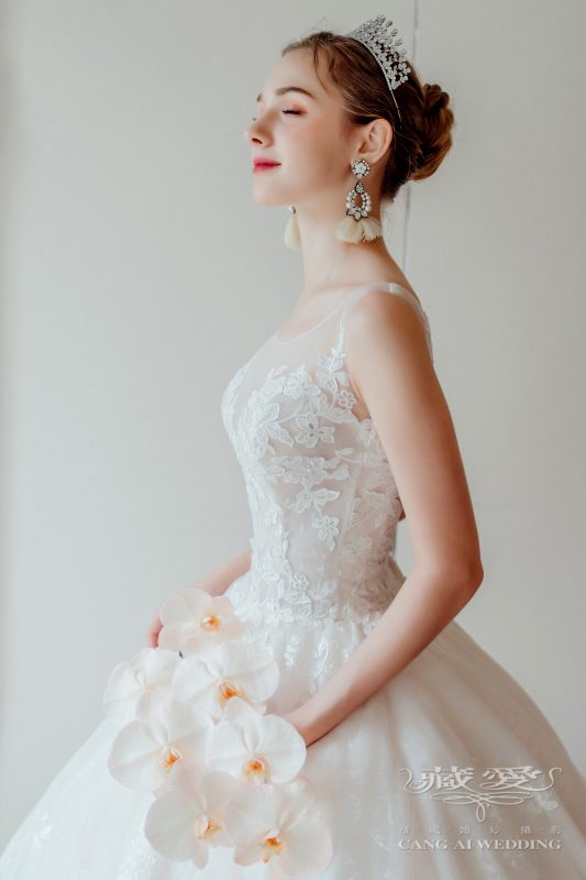 如何選擇帶有花語的婚紗 婚紗設計中的花語靈感 2024年婚紗設計與花語介紹
