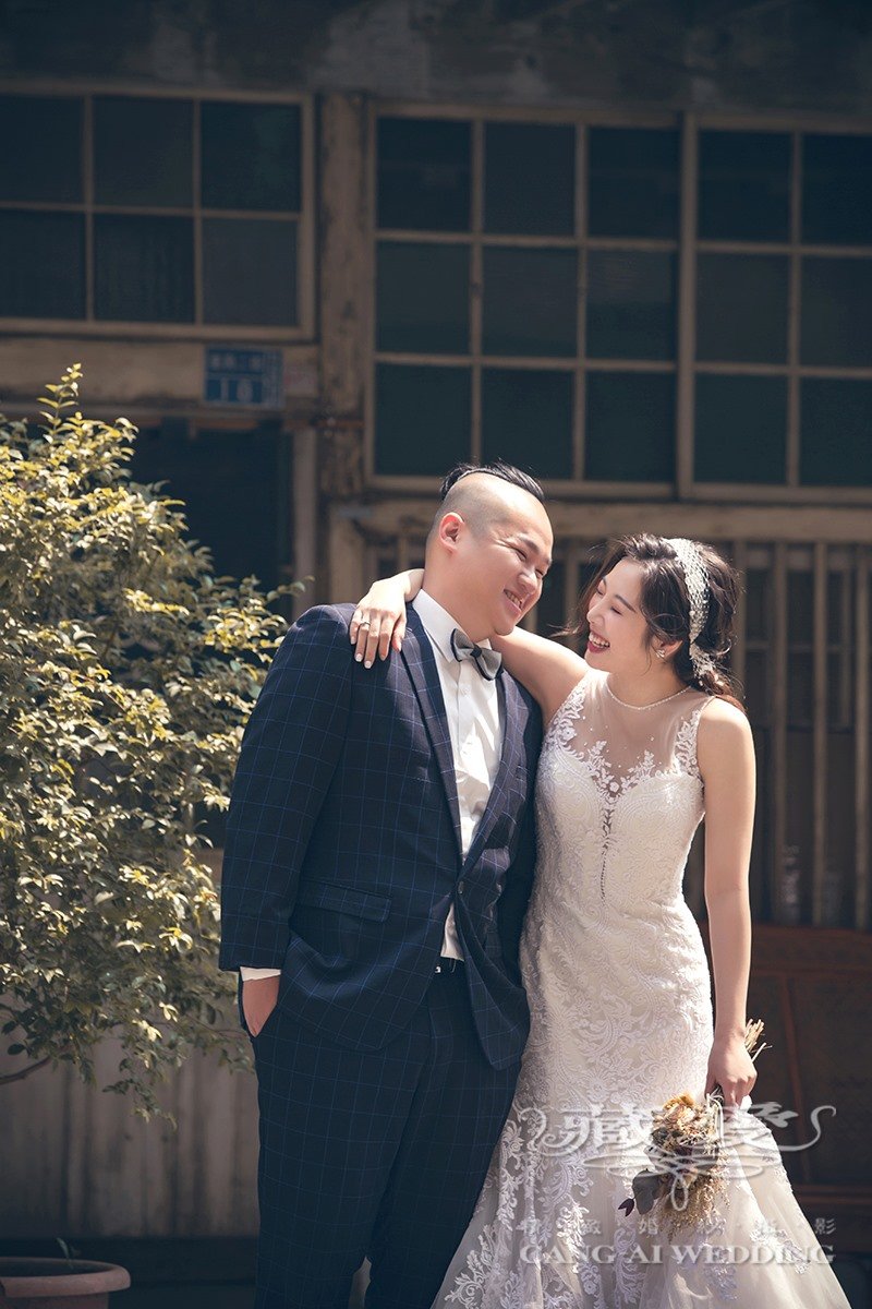 拍婚照前必看！精選11種婚紗照姿勢懶人包  