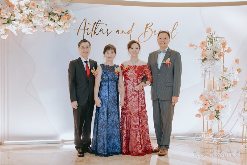 藏愛婚紗-優雅時尚媽媽禮服｜媽媽禮服租借｜媽媽裝｜禮服出租推薦