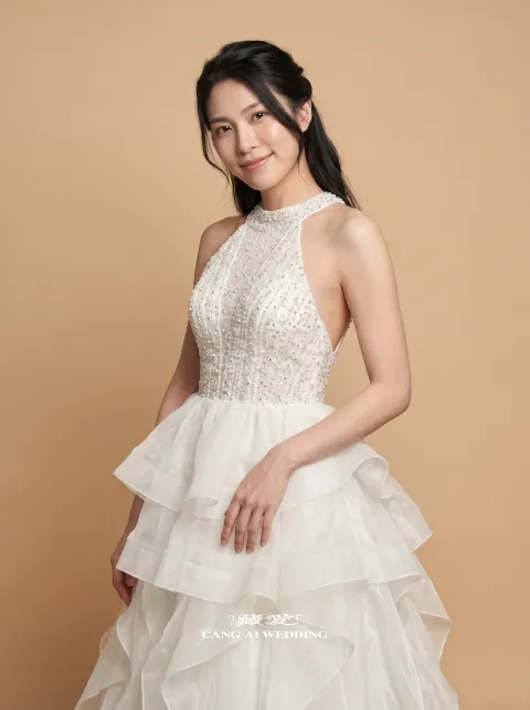 N192象牙白婚紗，正面近拍