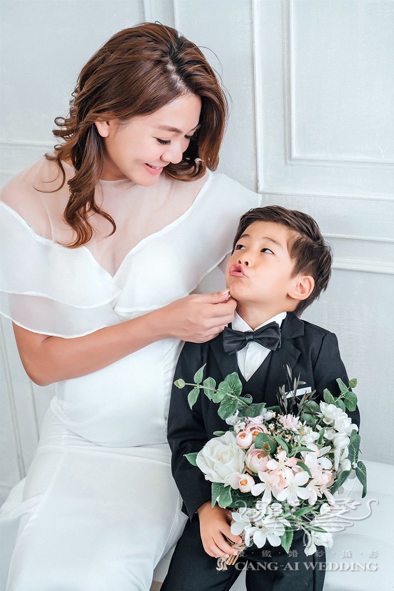藏愛婚紗-一個人承載著兩個人的心跳與生命，溫柔且堅強著｜孕婦照｜孕婦寫真