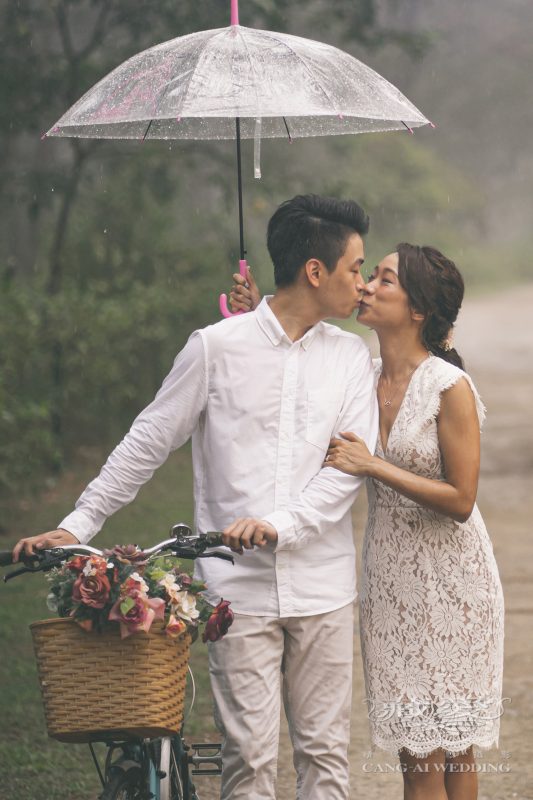 拍婚紗遇到下雨天怎麼辦? 藏愛婚紗 雨中婚紗