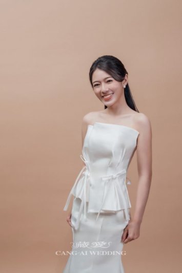 簡約設計，藏著最動人的細節美。2026新款禮服登場 (上篇)