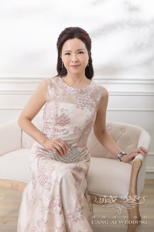 藏愛婚紗-優雅時尚媽媽禮服｜媽媽禮服租借｜媽媽裝｜禮服出租推薦