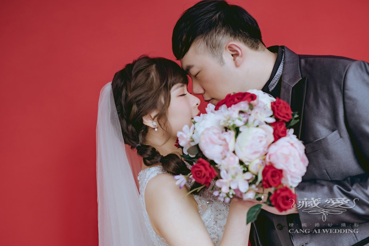 拍婚照前必看！精選11種婚紗照姿勢懶人包  