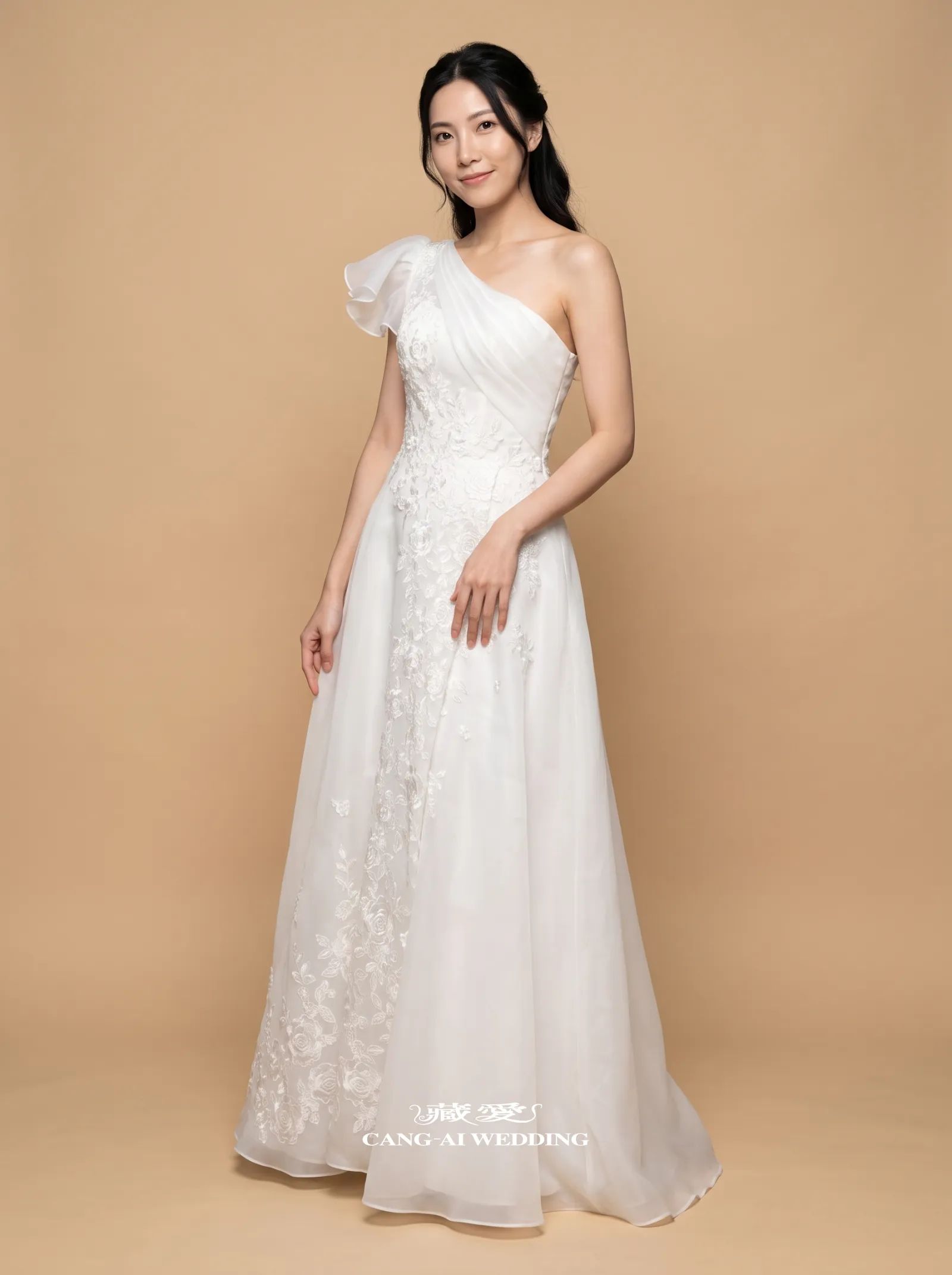 N438象牙白婚紗，正面全身