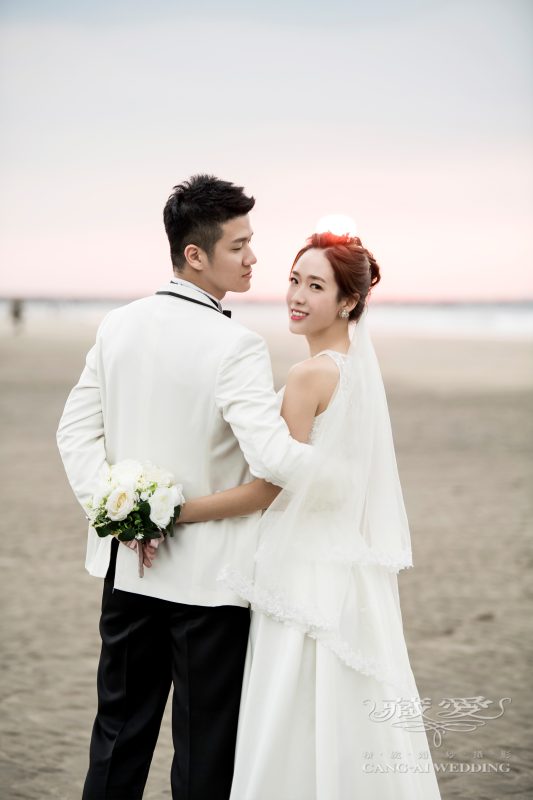 韓系婚紗 白底 白紗 西裝