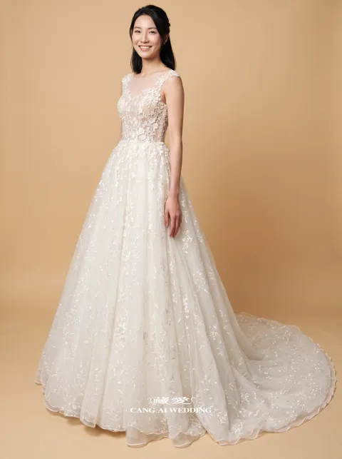 婚紗款 N53象牙白婚紗，正面全身