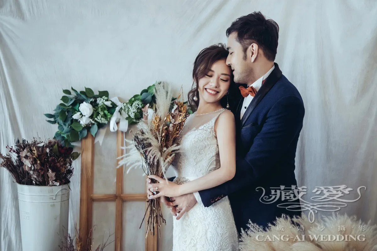 拍婚照前必看！精選11種婚紗照姿勢懶人包  