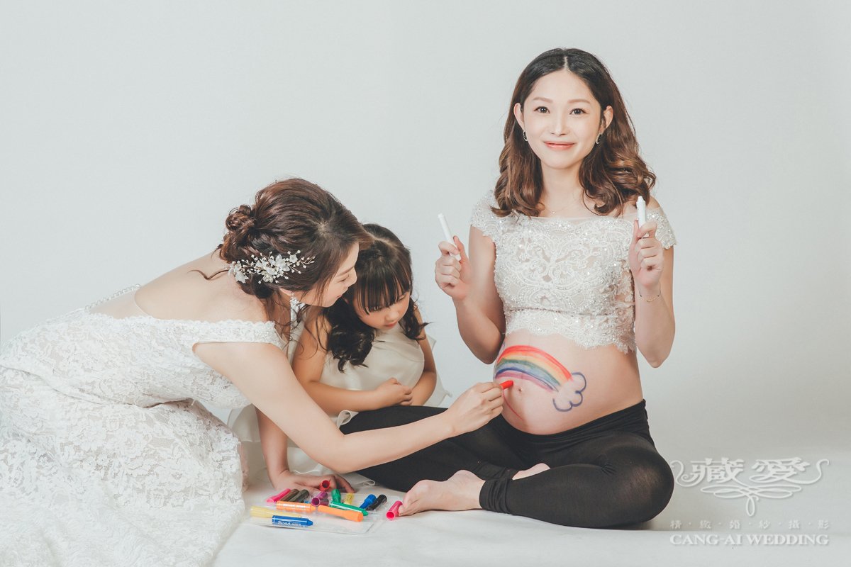 藏愛婚紗-一個人承載著兩個人的心跳與生命，溫柔且堅強著｜孕婦照｜孕婦寫真