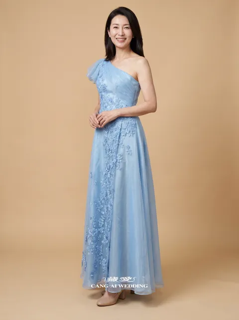 媽媽禮服 M525霧藍色媽媽禮服，正面全身