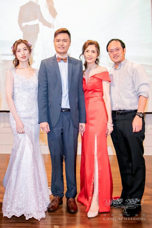 藏愛婚紗-優雅時尚媽媽禮服｜媽媽禮服租借｜媽媽裝｜禮服出租推薦